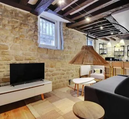 Charonne Bastille Charming Parisian شقة باريس